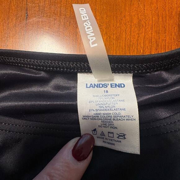 Lands' End Black Swim Top Size 18 - Picture 2 of 5